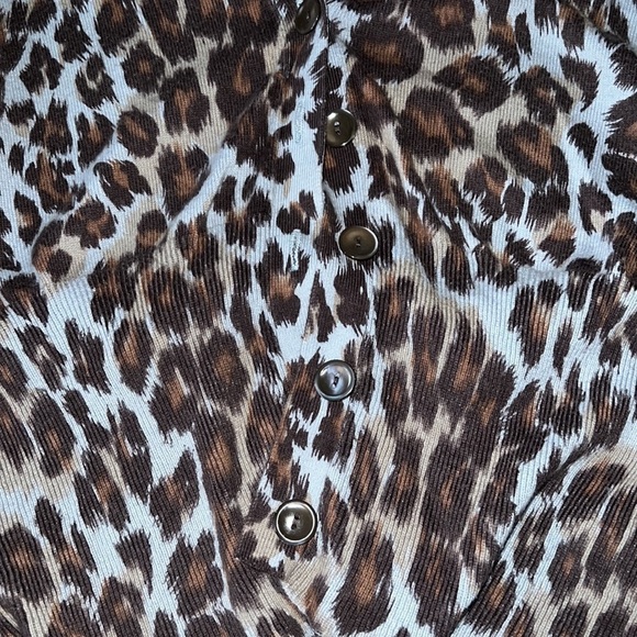 LUCKY BRAND BUTTON UP ANIMAL PRINT CARDIGAN - Picture 2 of 3